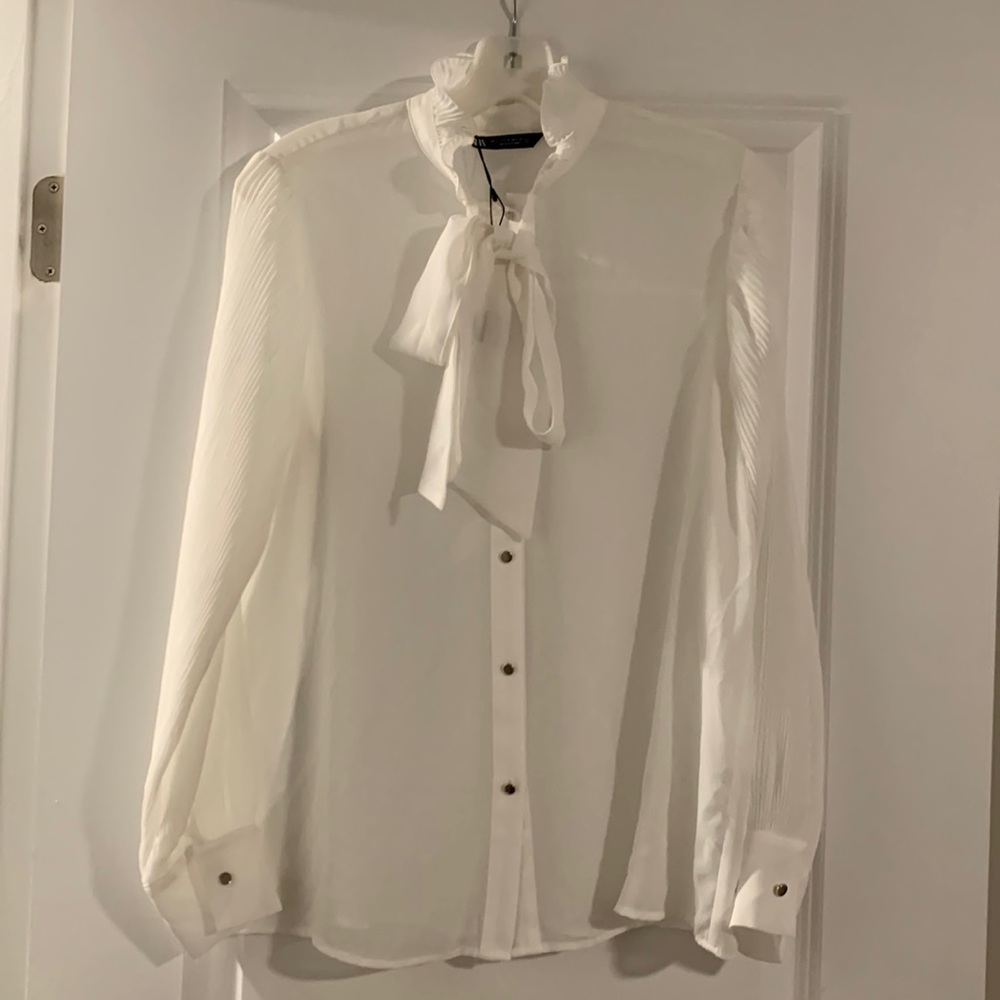 NWT Zara White Blouse